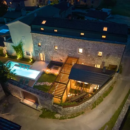 Villa Vittorina - New Rental Svetvincenat Exterior photo